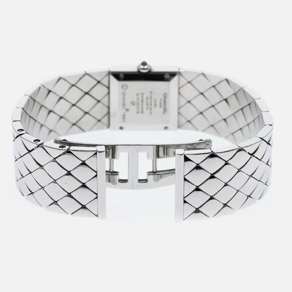 CHANEL Ladies black Dial Swiss Watch